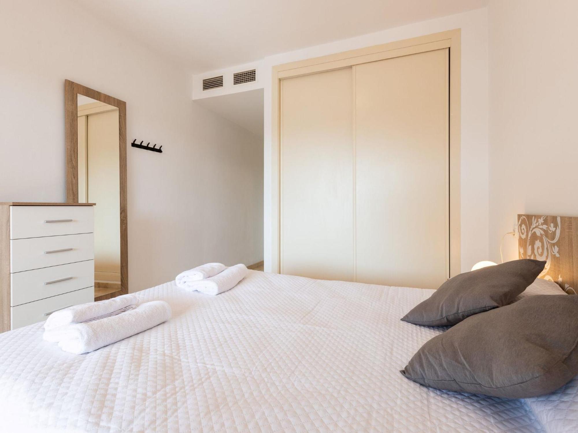 Holiday home Aguamarina Gamonal - With Free Wifi