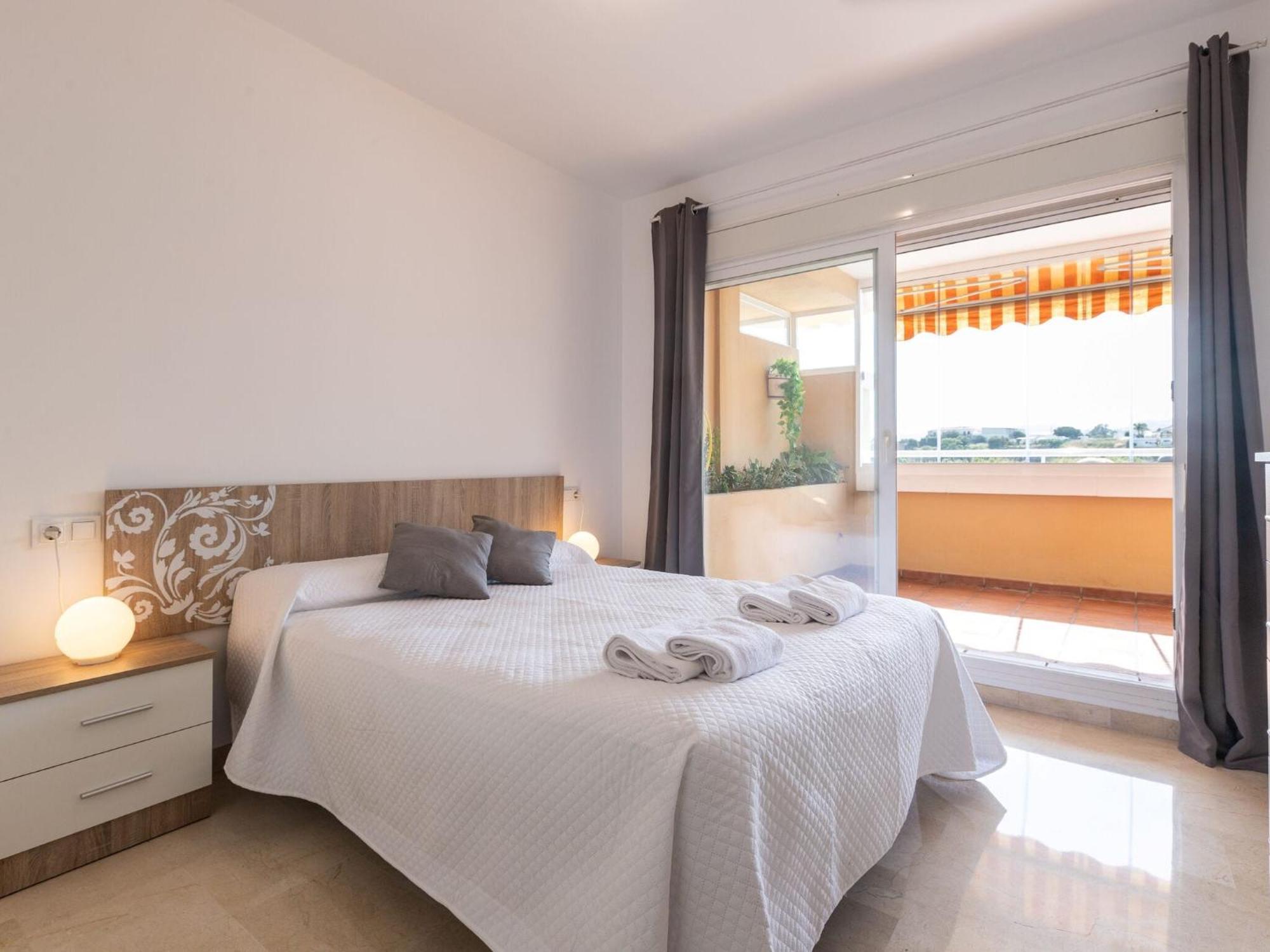 Holiday home Aguamarina Gamonal - With Free Wifi