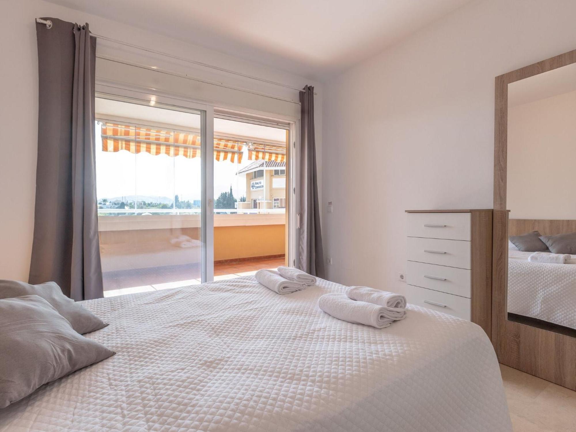 Aguamarina Gamonal - With Free Wifi *